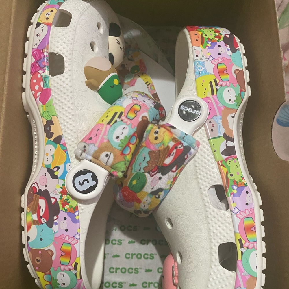SquishMallows Crocs 😍 - Picture 2 of 9
